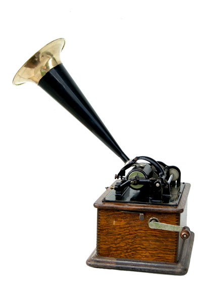 Edison stellte diesen Standard Phonographen Modell B 1906-1908 her / Tthis Standard Phonograph Model B was produced by Edison during 1906-1908 