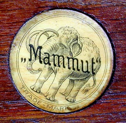 Das imposante Markenzeichen von Mammut / The Mammut trade-mark