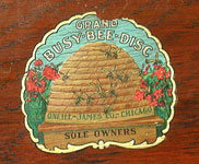 Das Label mit den fleissigen Bienen  / The busy bees on the label