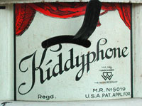 Das Kiddyphone, die Sprechmaschine für die Jugend / The Kiddypone, the talking machine for kids